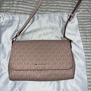 Michael Kors Crossbody